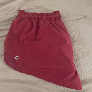 LULULEMON HOTTY HOT SHORTS PINK